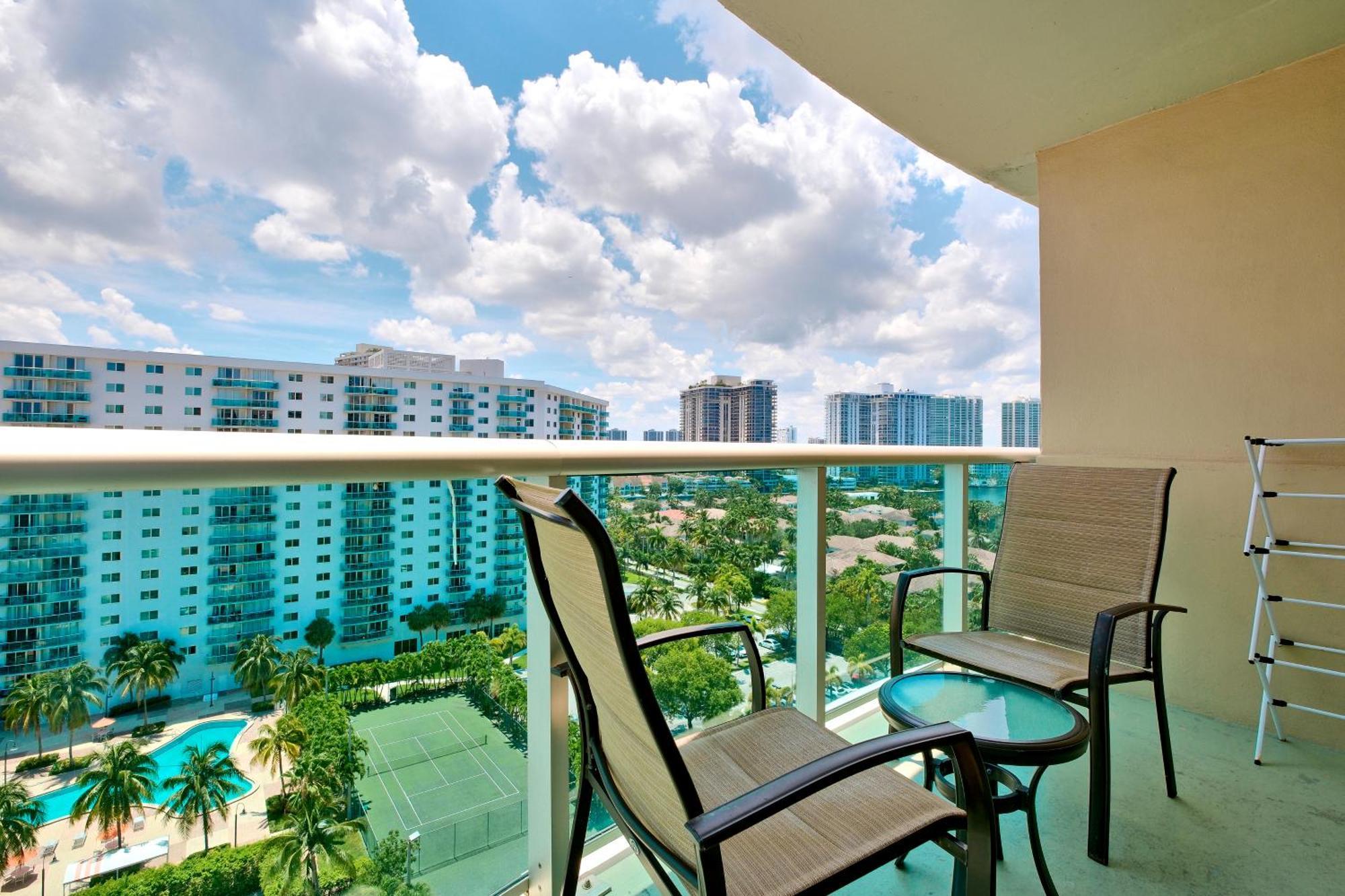 Miami Beach Collins Ave Apartments Free Parking Sunny Isles Beach Oda fotoğraf