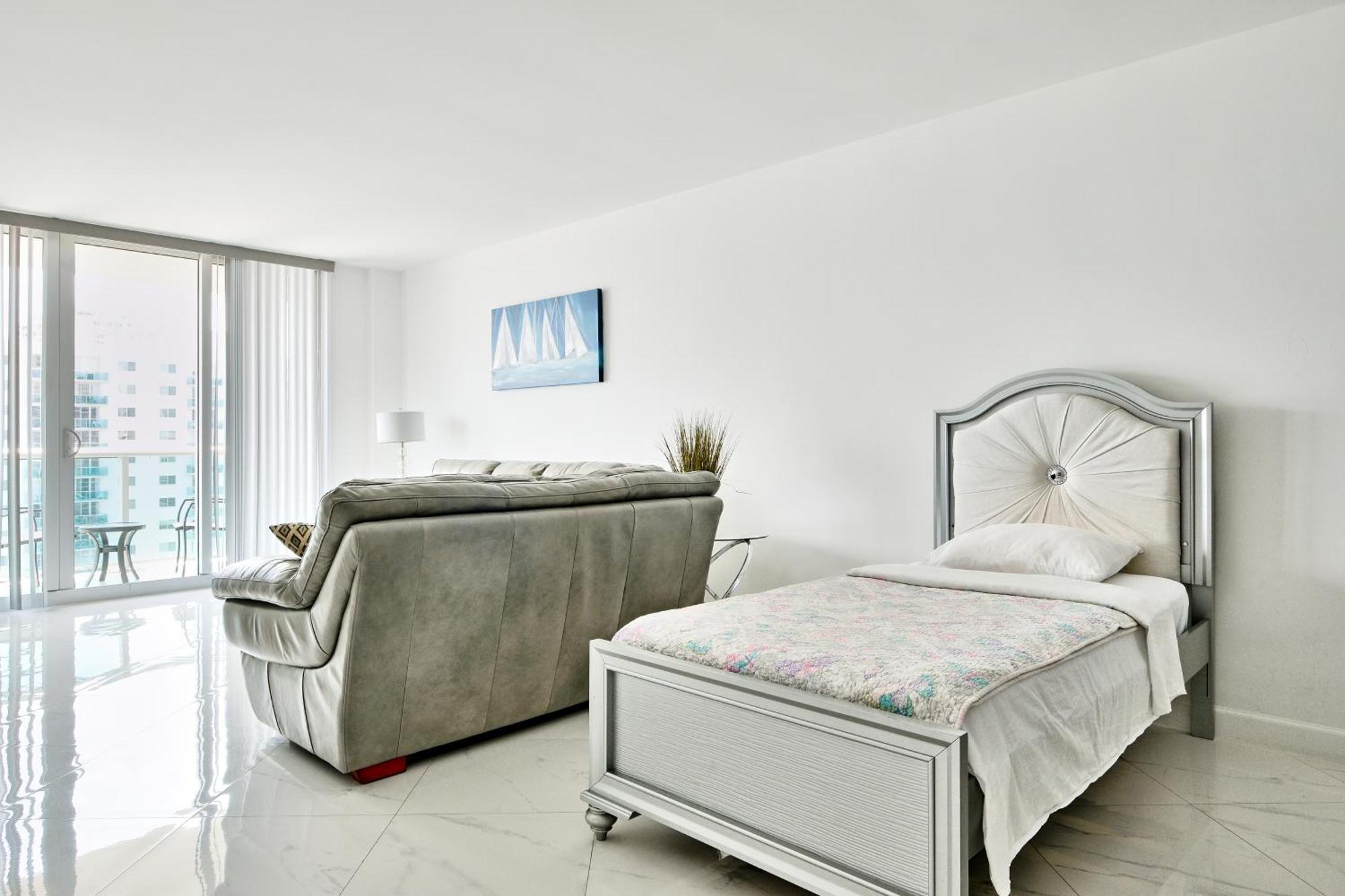 Miami Beach Collins Ave Apartments Free Parking Sunny Isles Beach Oda fotoğraf